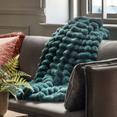 Ribbed Faux Fur Throw – Teal 